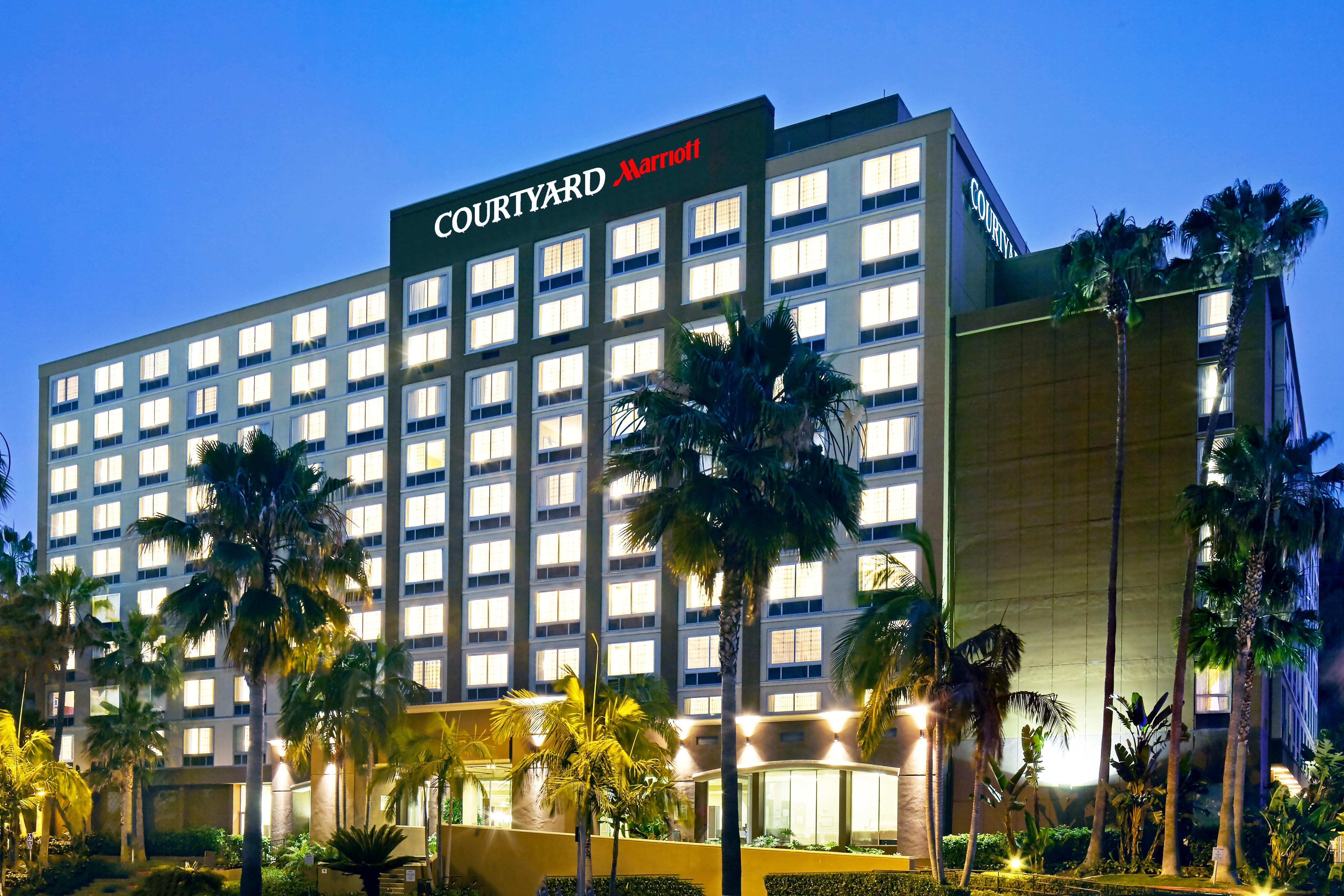 Courtyard By Marriott San Diego Mission Valley/Hotel Circle Exterior photo