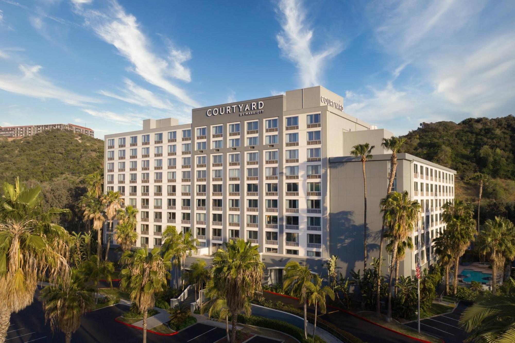 Courtyard By Marriott San Diego Mission Valley/Hotel Circle Exterior photo